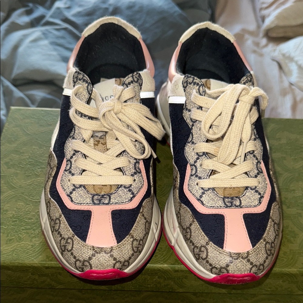 Gucci Sneakers